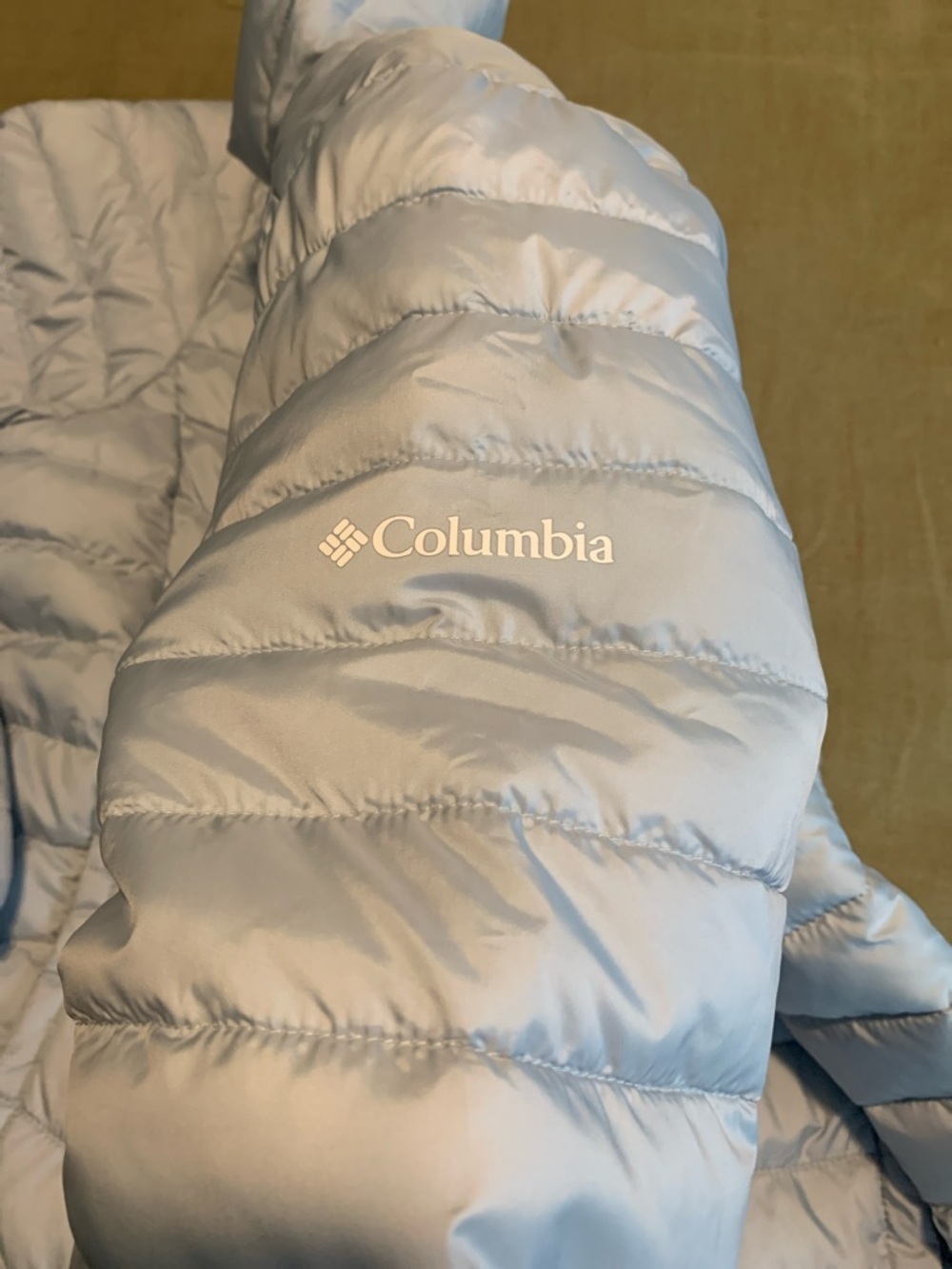 Columbia Women's Quilted Packable Puffer Jacket - Picture 3 of 4